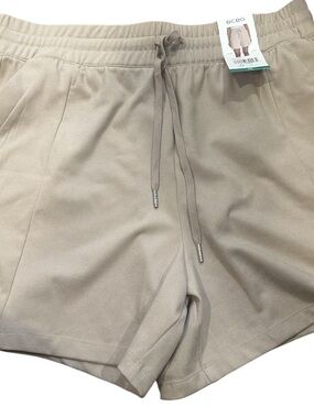 BCBG Men’s Beige Elastic Drawstring Athletic Shorts